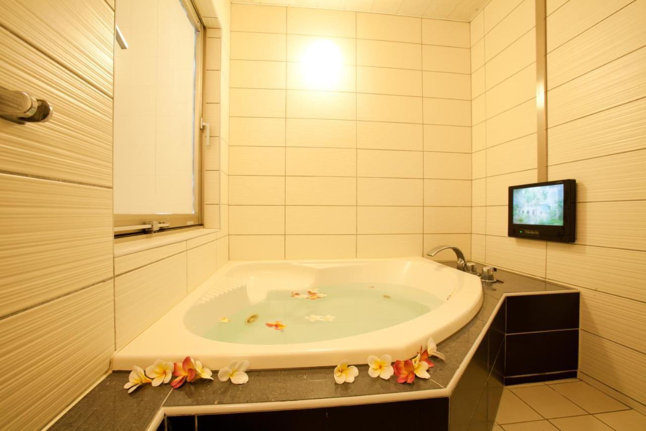 Hotel Luna (Adults Only) Токио Екстериор снимка