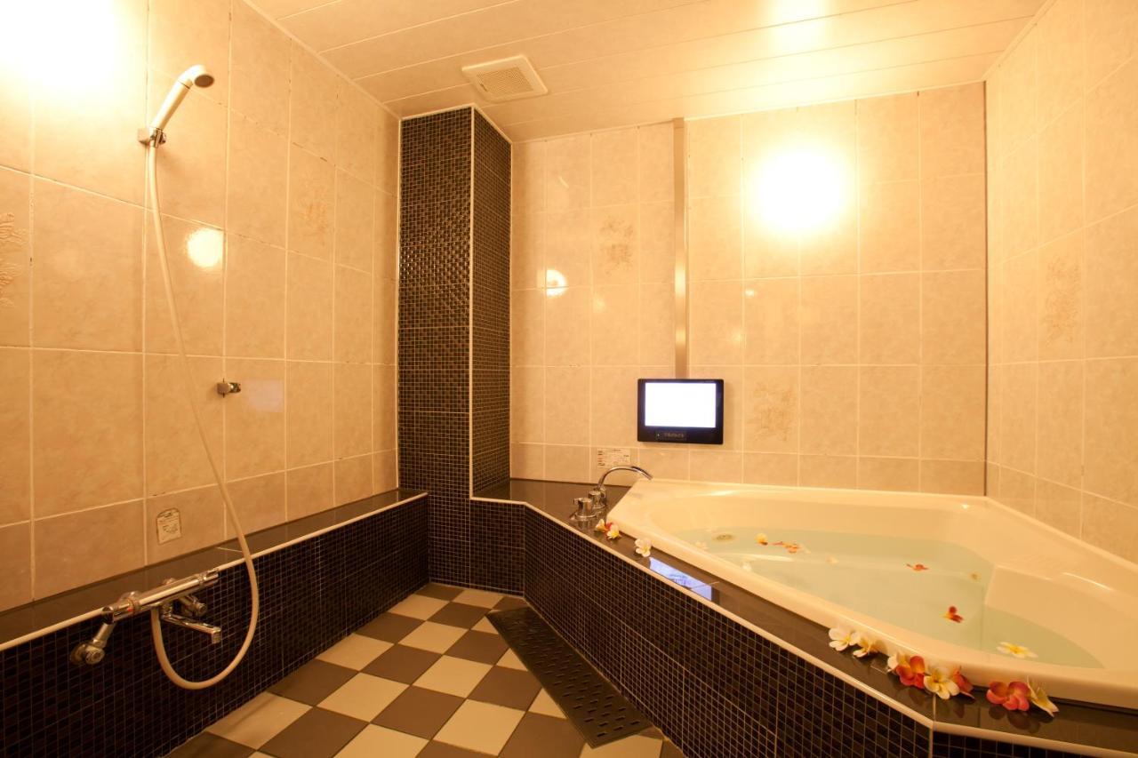 Hotel Luna (Adults Only) Токио Екстериор снимка