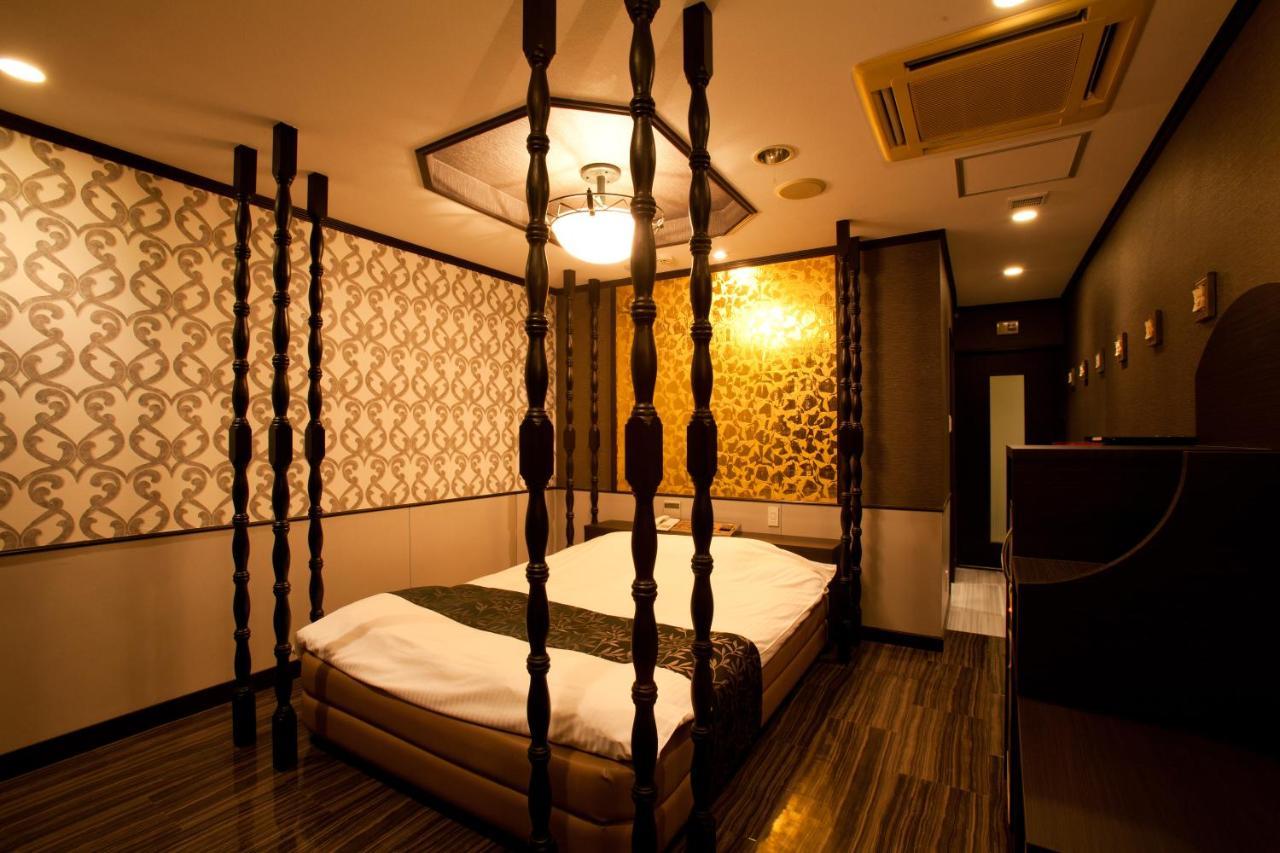Hotel Luna (Adults Only) Токио Екстериор снимка