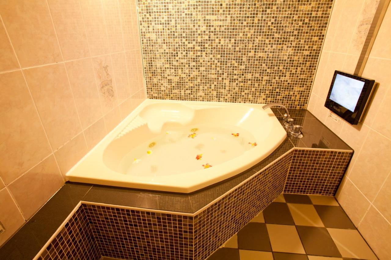 Hotel Luna (Adults Only) Токио Екстериор снимка