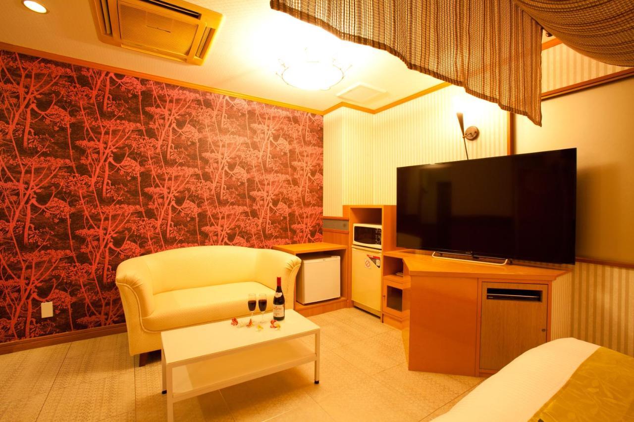 Hotel Luna (Adults Only) Токио Екстериор снимка