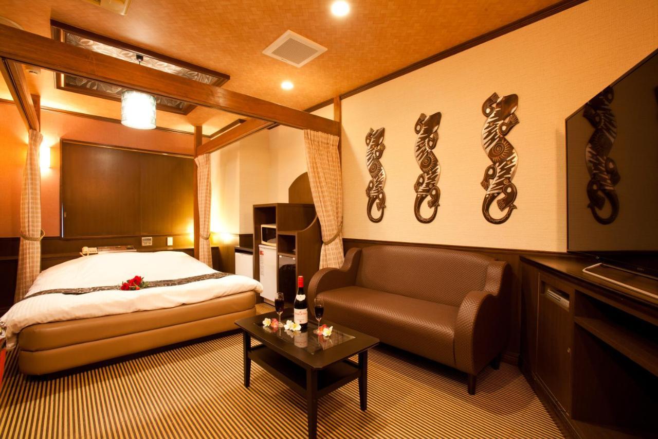 Hotel Luna (Adults Only) Токио Екстериор снимка