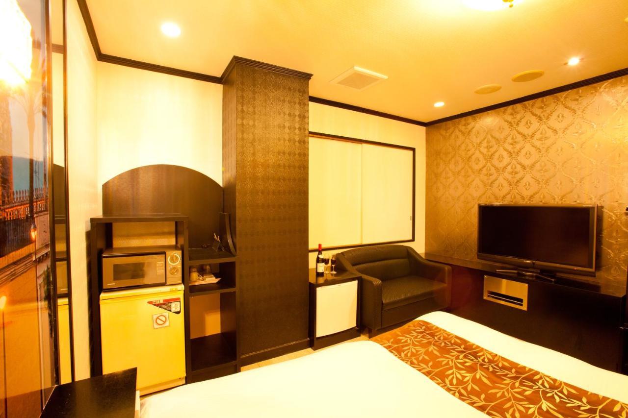 Hotel Luna (Adults Only) Токио Екстериор снимка